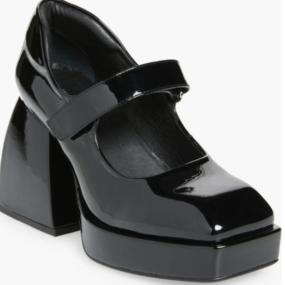 Jeffrey Campbell Platform Pump Size 6 NWOT